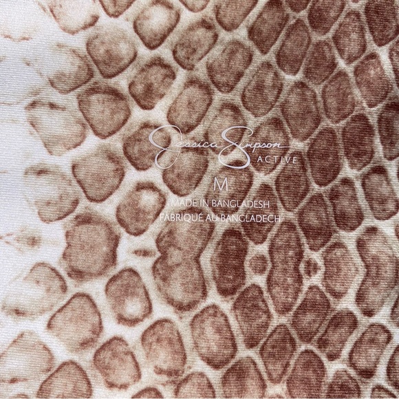 Jessica Simpson Tan snakeskin active workout leggings - Picture 4 of 4